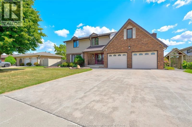 2036 LESPERANCE Road, Tecumseh, Ontario, N8N2N4, Tecumseh, Ontario — photo 1 of 5