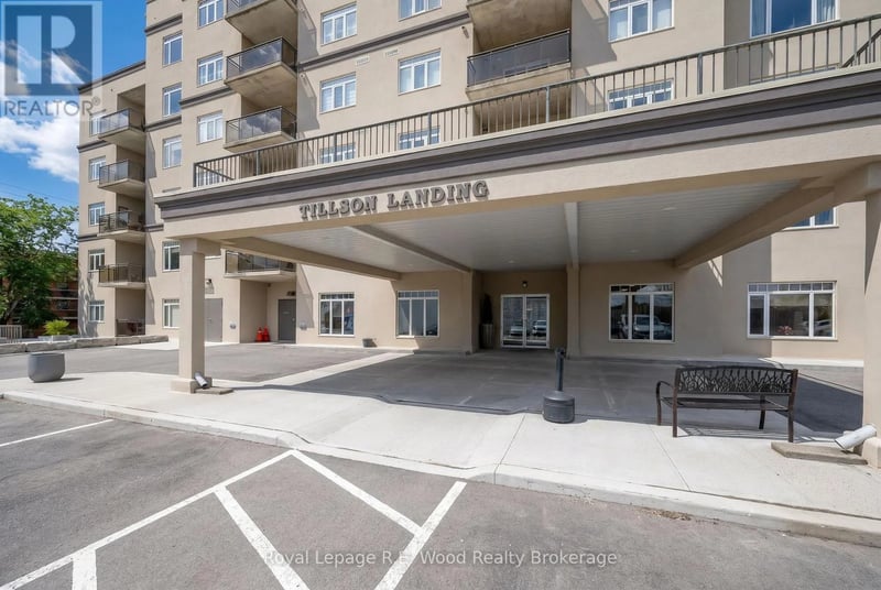 #205 80 Bridge Street East, Tillsonburg, Ontario, N4G1T2, Tillsonburg, Ontario — photo 1 of 5