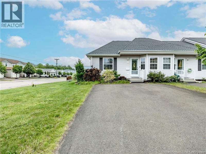 107 Firmin, Dieppe, New Brunswick, E1A8G3, Dieppe, New Brunswick — photo 1 of 5