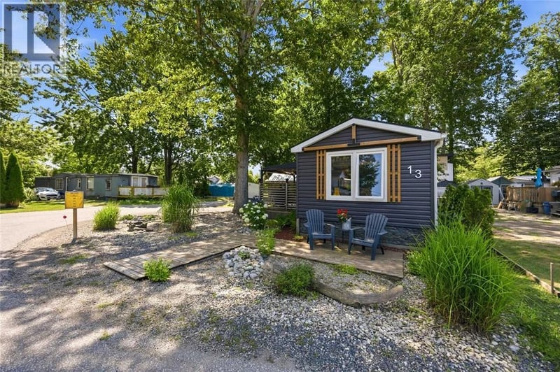 #13 2891 Old Lakeshore Road, Sarnia, Ontario, N0N1C0, Sarnia, Ontario — photo 1 of 5