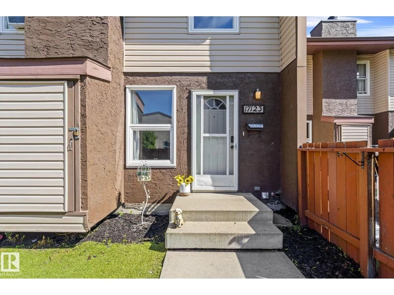 17123 109 ST NW, Edmonton, Alberta, T5X3E2, Edmonton, Alberta — photo 1 of 5