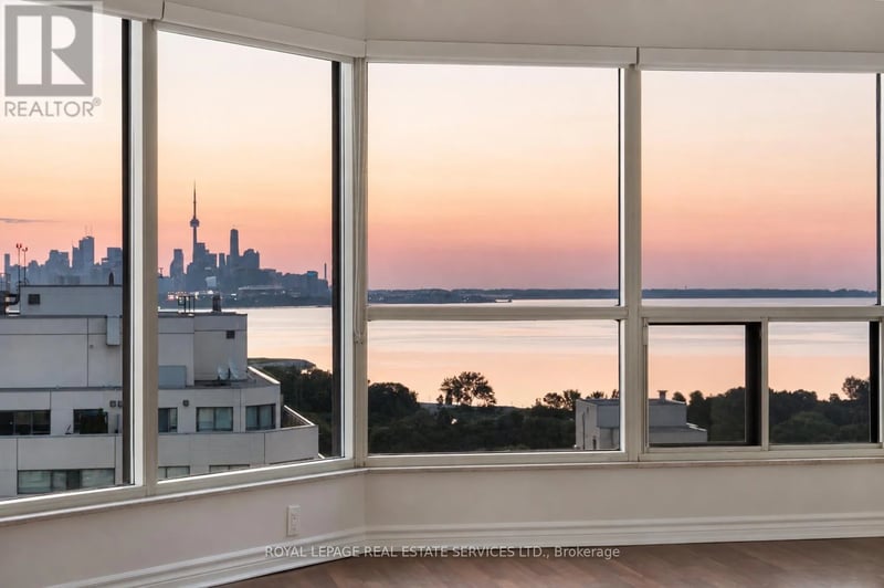 #2105 2269 Lake Shore Boulevard West, Toronto (Mimico), Ontario, M8V3X6, Toronto (Mimico), Ontario — photo 1 of 5