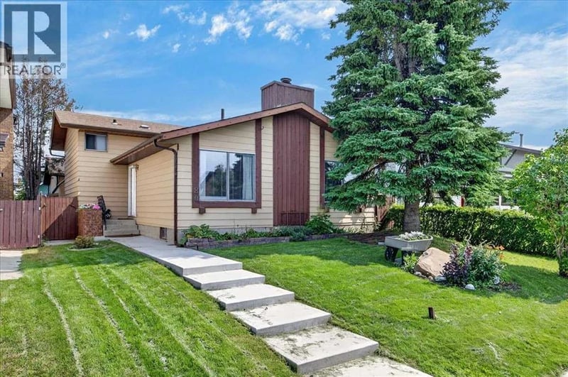 80 Templevale Way Northeast, Calgary, Alberta, T1Y4V2, Calgary, Alberta — photo 1 of 5