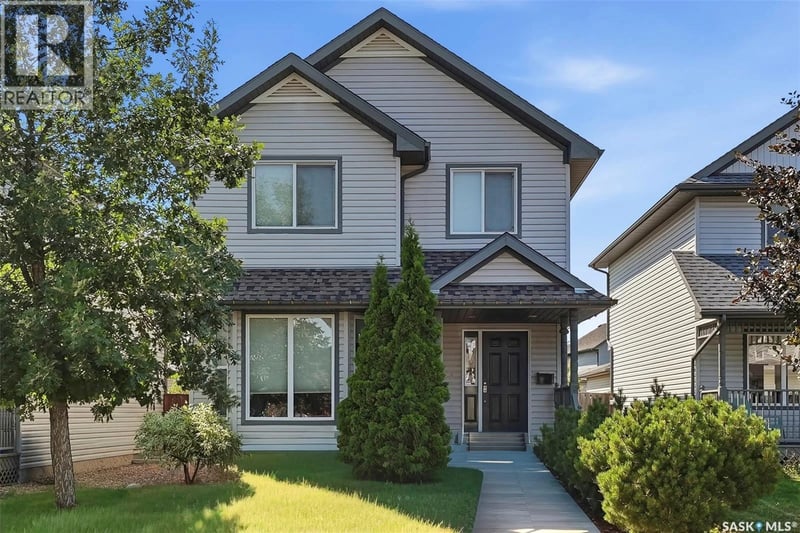 523 Denham WAY, Saskatoon, Saskatchewan, S7R1E5, Saskatoon, Saskatchewan — photo 1 of 5