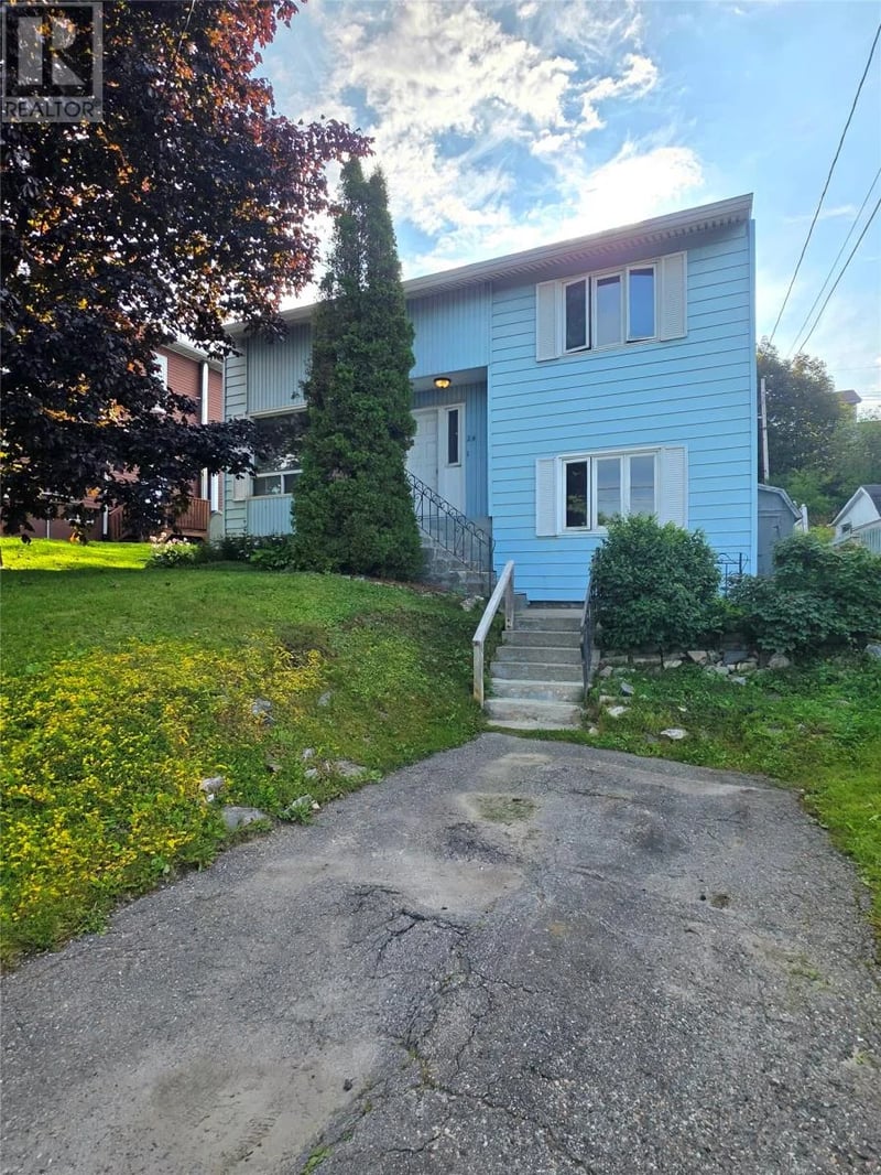 24 Brookfield Avenue, Corner Brook, Newfoundland & Labrador, A2H2R1, Corner Brook, Newfoundland & Labrador — photo 1 of 5
