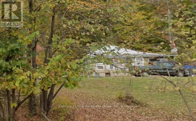 2445 North Shore Road, Algonquin Highlands (Stanhope), Ontario, K0M1S0, Algonquin Highlands (Stanhope), Ontario — photo 1 of 5
