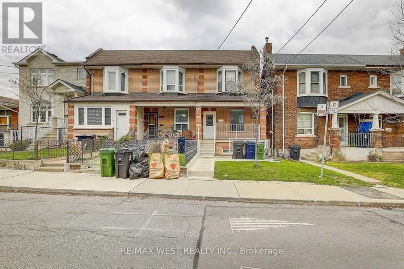 231 Rosemount Avenue, Toronto (Corso Italia-Davenport), Ontario, M6H2N2, Toronto (Corso Italia-Davenport), Ontario — photo 1 of 5