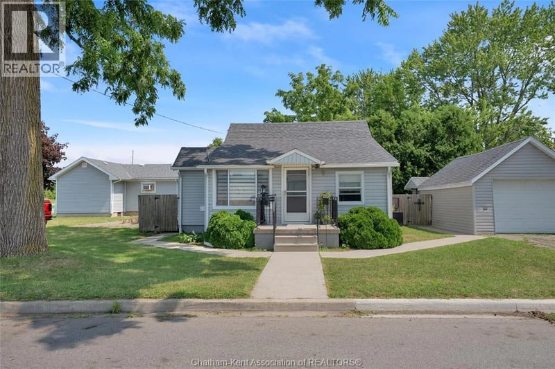 9 Park Lane, Chatham, Ontario, N7M4X9, Chatham, Ontario — photo 1 of 5