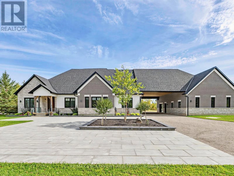 4143 Concession Rd 11, Puslinch, Ontario, L0P1J0, Puslinch, Ontario — photo 1 of 5