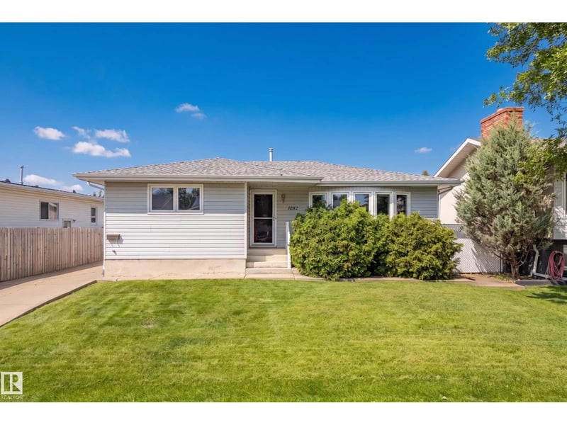 17312 105 ST NW, Edmonton, Alberta, T5X3H4, Edmonton, Alberta — photo 1 of 5