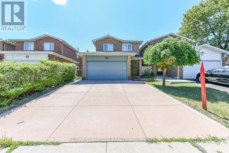 163 Simmons Boulevard, Brampton (Madoc), Ontario, L6V3Y2, Brampton (Madoc), Ontario — photo 1 of 5
