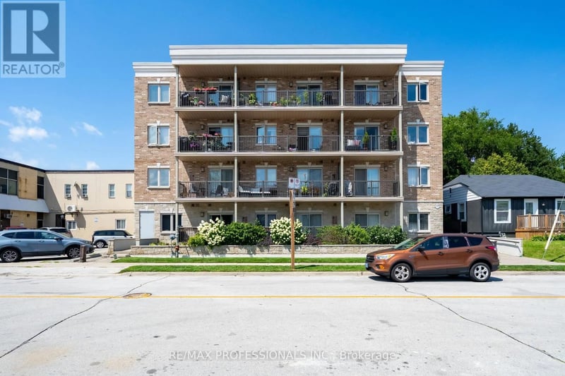 #405 73 Washington Avenue, Oakville (CO Central), Ontario, L6K1W5, Oakville (CO Central), Ontario — photo 1 of 5