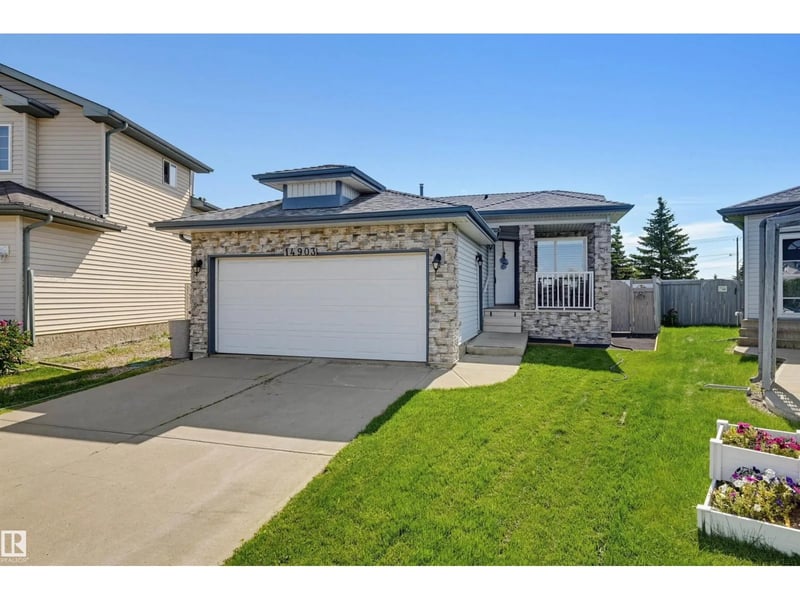 14903 128 ST NW, Edmonton, Alberta, T6V1E9, Edmonton, Alberta — photo 1 of 5