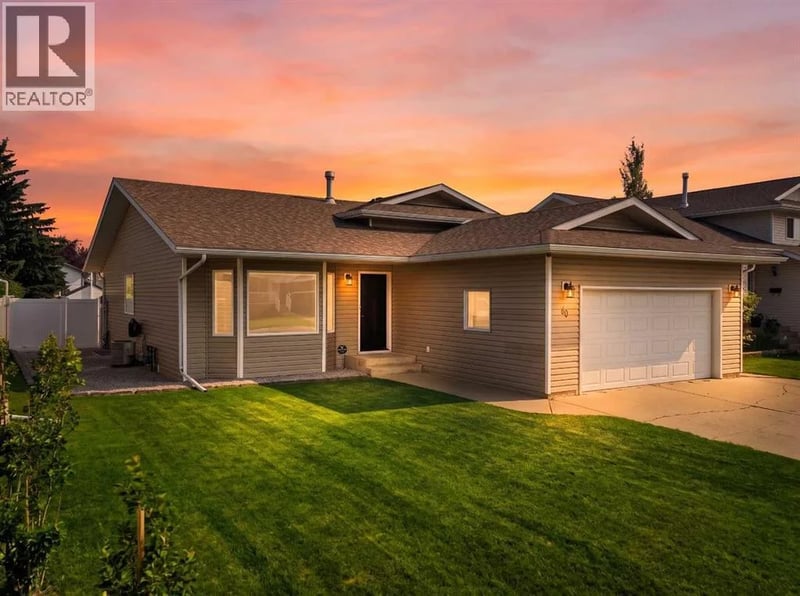 40 Kirby Street, Red Deer, Alberta, T4P3M9, Red Deer, Alberta — photo 1 of 5