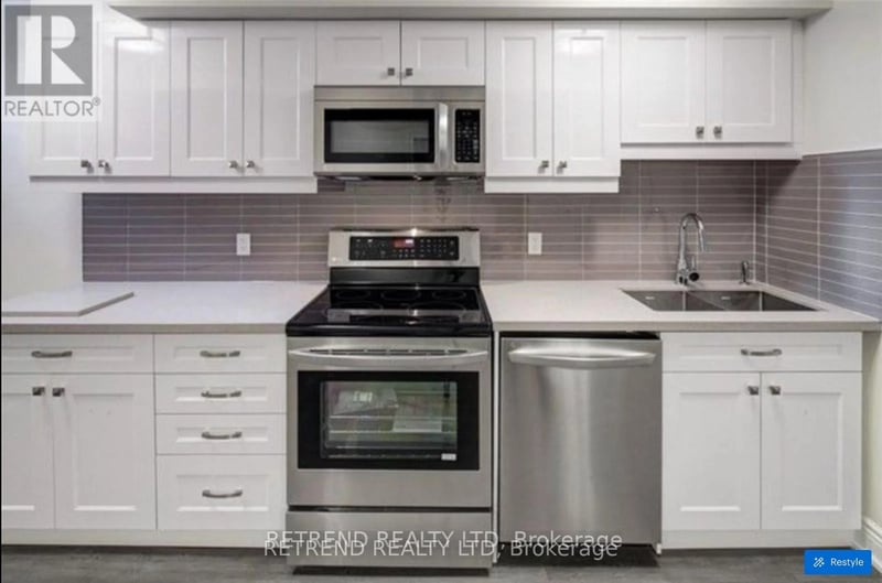 #Bxmt 892 Palmerston Avenue, Toronto (Annex), Ontario, M6G2S2, Toronto (Annex), Ontario — photo 1 of 5
