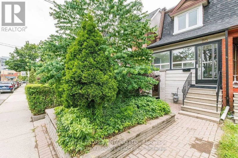 #Upper 20 Golden Avenue, Toronto (Roncesvalles), Ontario, M6R2J4, Toronto (Roncesvalles), Ontario — photo 1 of 5