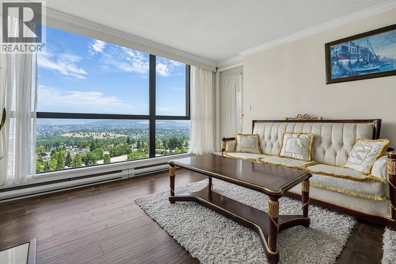 #2106 5899 WILSON Avenue, Burnaby, British Columbia, V5H4R9, Burnaby, British Columbia — photo 1 of 5