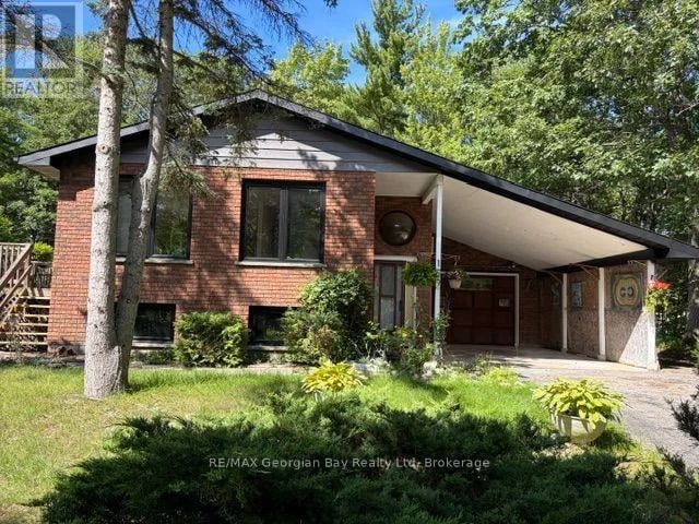 167 Tall Pines Drive Northwest, Tiny, Ontario, L9M0H4, Tiny, Ontario — photo 1 of 5