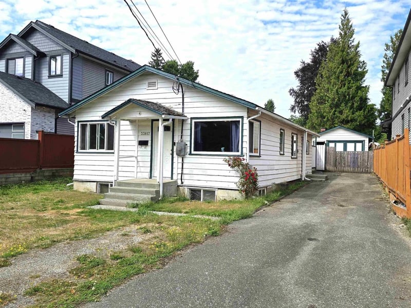 33817 MAYFAIR Avenue, Abbotsford, British Columbia, V2S1P7, Abbotsford, British Columbia — photo 1 of 5