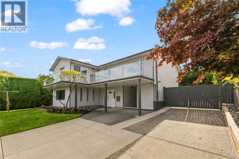 724 Galerno Road, Campbell River, British Columbia, V9W5J3, Campbell River, British Columbia — photo 1 of 5