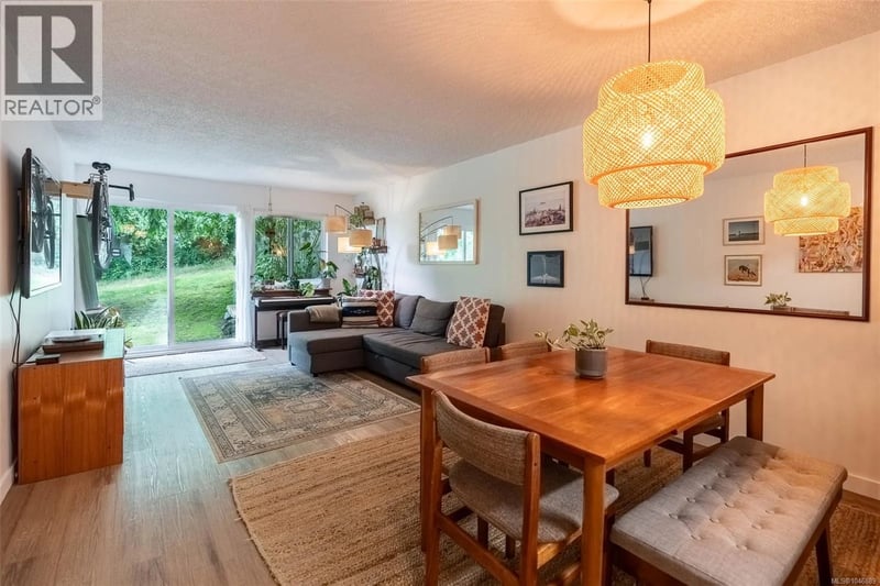 #209 250 Hemlock Street, Ucluelet, British Columbia, V0R3A0, Ucluelet, British Columbia — photo 1 of 5