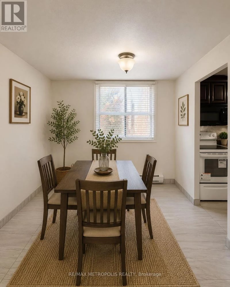 #202 1445 Wilson Avenue, Toronto (Downsview-Roding-CFB), Ontario, M3M1J5, Toronto (Downsview-Roding-CFB), Ontario — photo 1 of 5