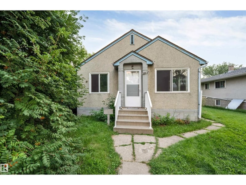 12105 87 ST NW, Edmonton, Alberta, T5B3N7, Edmonton, Alberta — photo 1 of 5