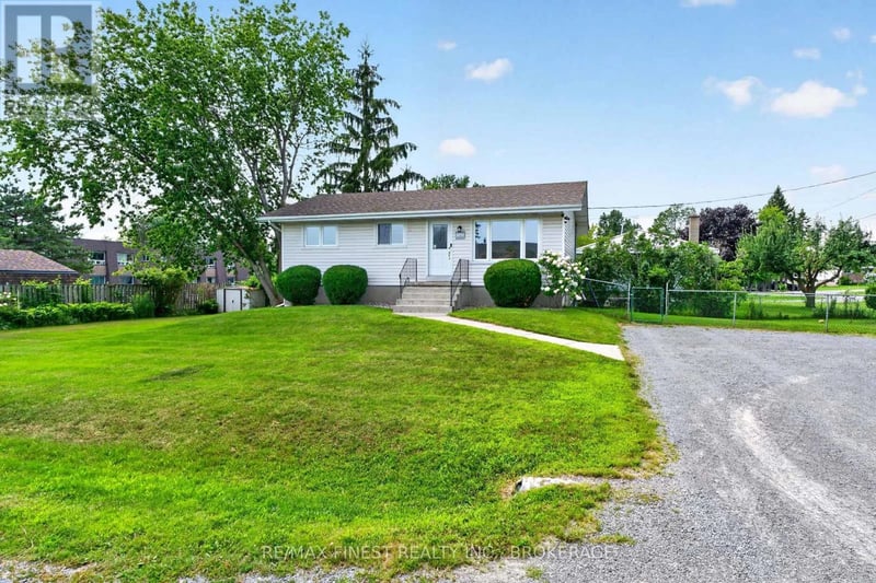 183 Westbury Avenue, Loyalist (Bath), Ontario, K0H1G0, Loyalist (Bath), Ontario — photo 1 of 5