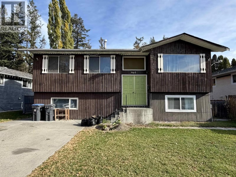 960 SECOND Avenue, Williams Lake, British Columbia, V2G4C5, Williams Lake, British Columbia — photo 1 of 5