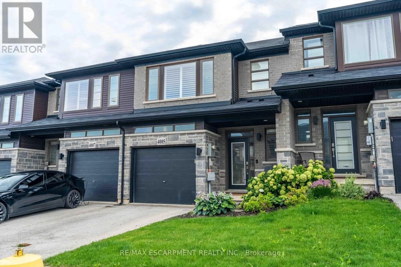 4005 Crown Street, Lincoln (Lincoln Lake), Ontario, L3J0S8, Lincoln (Lincoln Lake), Ontario — photo 1 of 5
