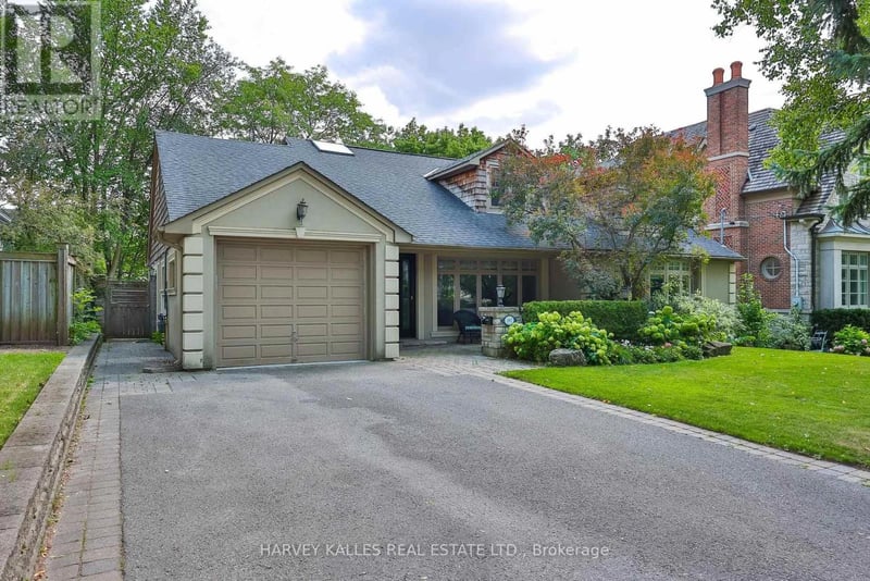 107 Stratford Crescent, Toronto (Bridle Path-Sunnybrook-York Mills), Ontario, M4N1C7, Toronto (Bridle Path-Sunnybrook-York Mills), Ontario — photo 1 of 5
