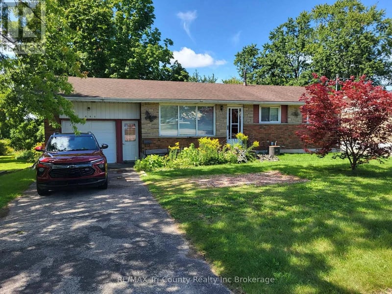446 Norwich Avenue, Woodstock (Woodstock - South), Ontario, N4S3W5, Woodstock (Woodstock - South), Ontario — photo 1 of 5