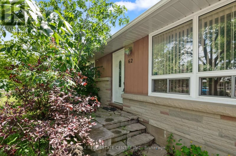 62 Elizabeth Street, Orangeville, Ontario, L9W1C6, Orangeville, Ontario — photo 1 of 5