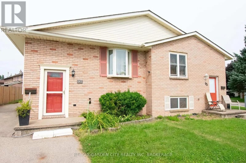 93 NORTHWOOD Drive, Welland (N. Welland), Ontario, L3C6S3, Welland (N. Welland), Ontario — photo 1 of 5