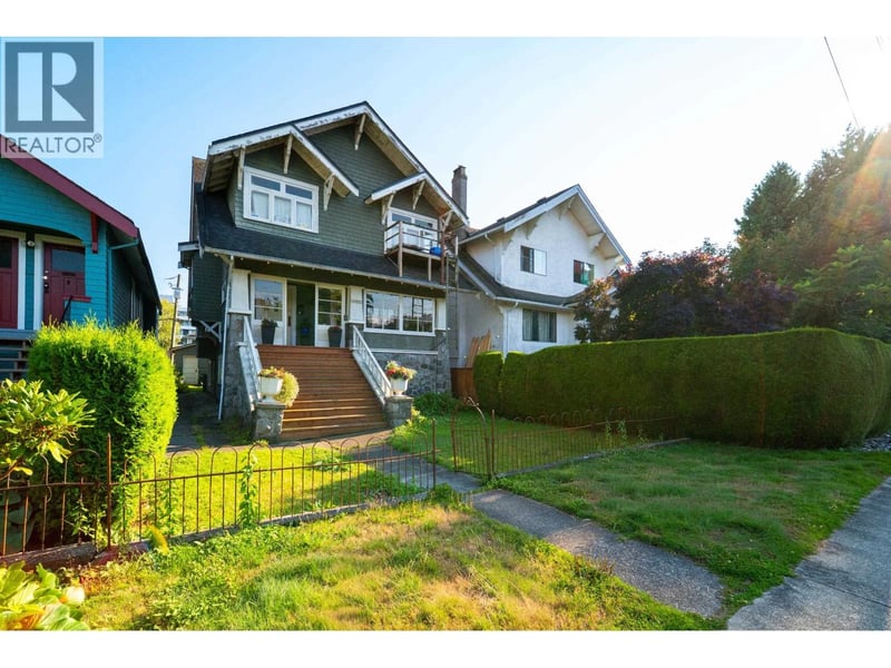 3144 7TH Avenue, Vancouver, British Columbia, V6K2A1, Vancouver, British Columbia — photo 1 of 4