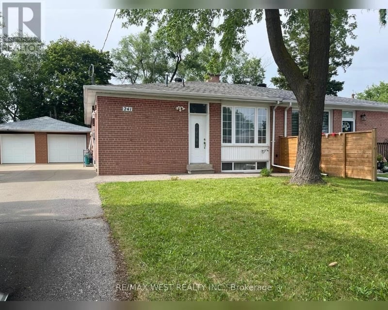 241 Ashlar Road, Richmond Hill (Crosby), Ontario, L4C2W7, Richmond Hill (Crosby), Ontario — photo 1 of 5