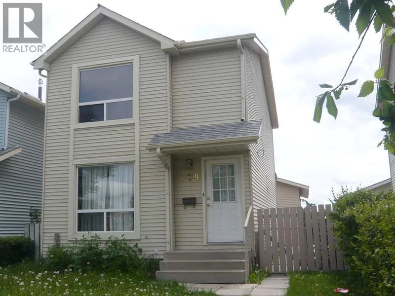 179 Falshire Drive Northeast, Calgary, Alberta, T3J1P7, Calgary, Alberta — photo 1 of 5
