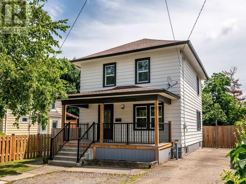 4428 Homewood Avenue, Niagara Falls (Downtown), Ontario, L2E4X5, Niagara Falls (Downtown), Ontario — photo 1 of 5