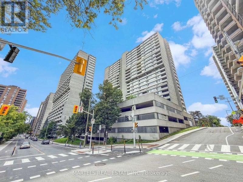 #904 530 Laurier Avenue West, Ottawa, Ontario, K1R7T1, Ottawa, Ontario — photo 1 of 5