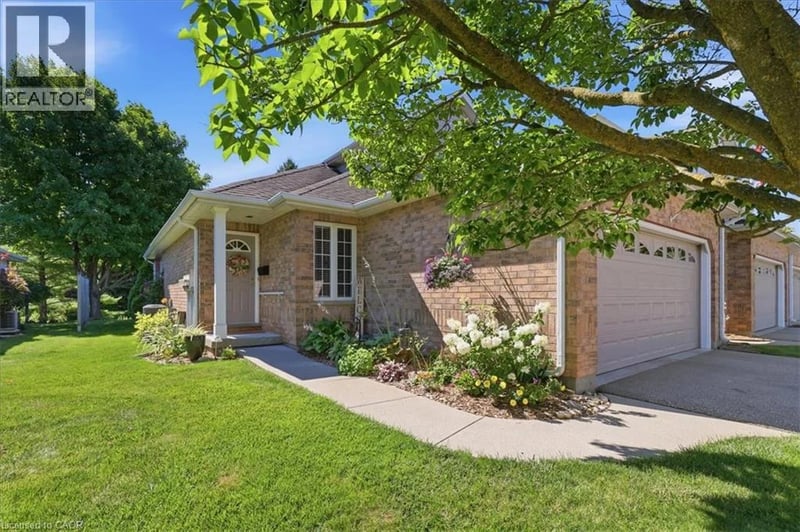 #18 1550 GORDON Street, Guelph, Ontario, N1L1C7, Guelph, Ontario — photo 1 of 5