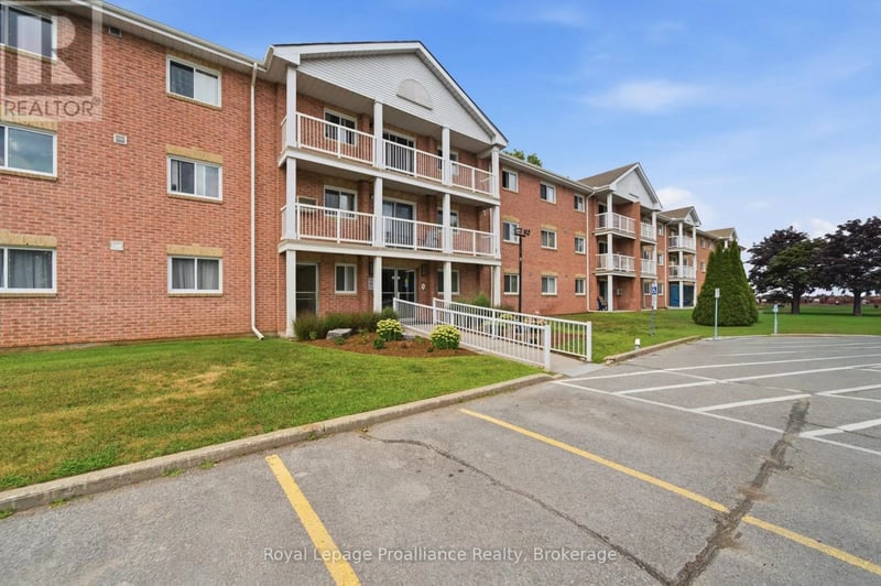 #117 175 Haig Road, Belleville (Belleville Ward), Ontario, K8N5R7, Belleville (Belleville Ward), Ontario — photo 1 of 5