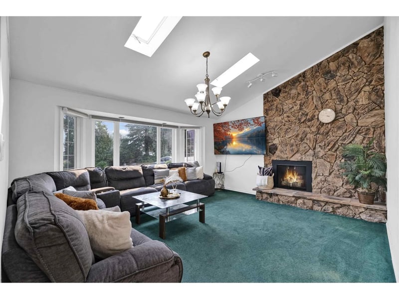 12921 SOUTHRIDGE Drive, Surrey, British Columbia, V3X3C7, Surrey, British Columbia — photo 1 of 5