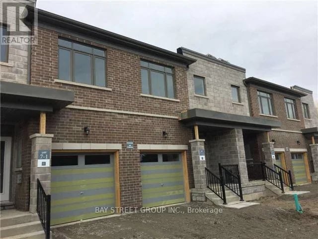 45 Longshore Way, Whitby (Port Whitby), Ontario, L1N0M1, Whitby (Port Whitby), Ontario — photo 1 of 5