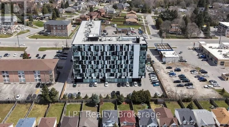 #428 1900 Simcoe Street North, Oshawa (Samac), Ontario, L1G4Y3, Oshawa (Samac), Ontario — photo 1 of 5