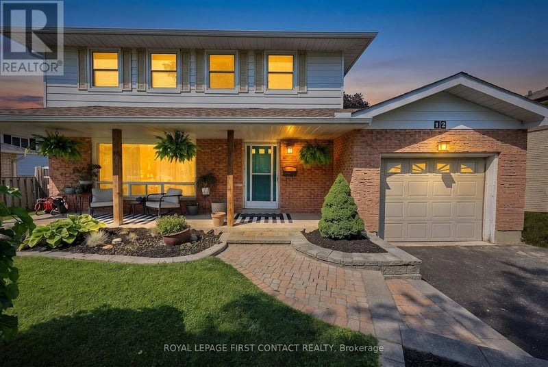 12 Davies Crescent, Barrie (Grove East), Ontario, L4M2M3, Barrie (Grove East), Ontario — photo 1 of 5