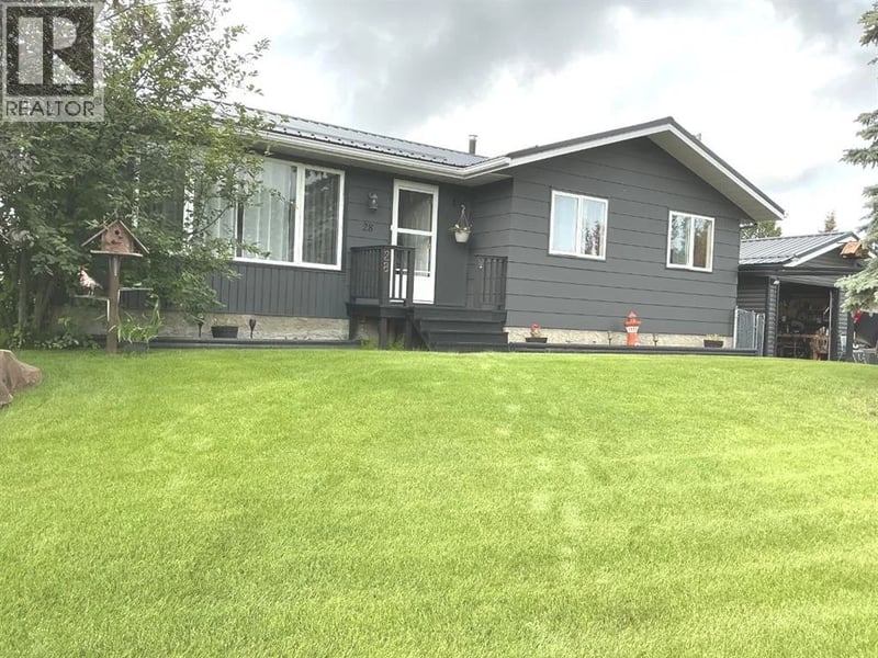 28 CENTENNIAL Crescent, Swan Hills, Alberta, T0G2C0, Swan Hills, Alberta — photo 1 of 5