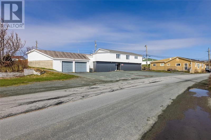 651-653 Main Road, Pouch Cove, Newfoundland & Labrador, A0A3L0, Pouch Cove, Newfoundland & Labrador — photo 1 of 5