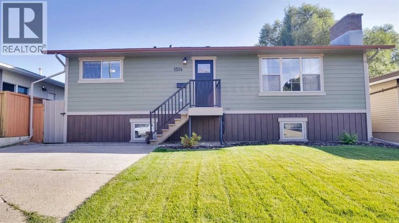 1514 19 Avenue North, Lethbridge, Alberta, T1H4W1, Lethbridge, Alberta — photo 1 of 5