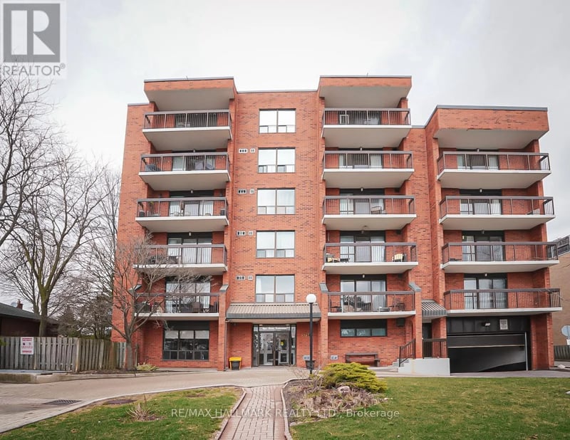 #203 3734 St Clair Avenue East, Toronto (Cliffcrest), Ontario, M1M1T7, Toronto (Cliffcrest), Ontario — photo 1 of 5