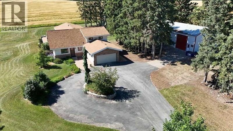 36562 Range Road 284, Rural Red Deer County, Alberta, T4E2A1, Rural Red Deer County, Alberta — photo 1 of 5
